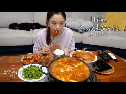 Real Mukbang▶ Korean Home Meal☆ Doenjang jjigae, Marinated Cucumber, Water Parsley, Mini Pork Cutlet