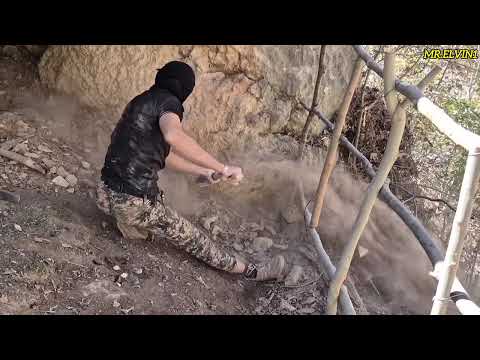 🌲 "You won't believe what we built between two rocks! 🪨🔥 Survival with Alvin and the Dog"