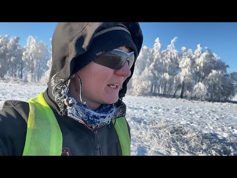 В Сочи зимой на велосипеде #2 | Спим на водокачке. Ночи по -27℃