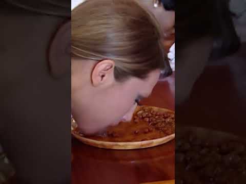 Hooters BRANCH MANAGER WITH AN INAPPROPRIATE REQUEST! #business #realitytv #shorts