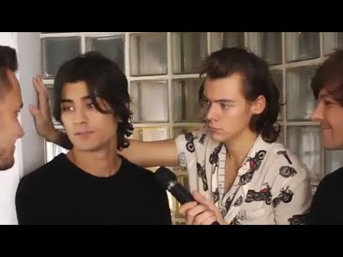 Harry being obsessed with Zayn's face for 4 minutes straight