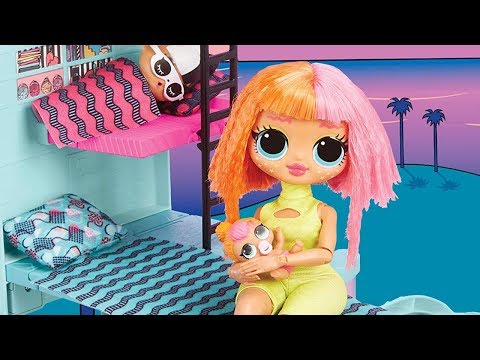 LOL Doll Family Slumber Party   Shopping in Camper Van Barbie
