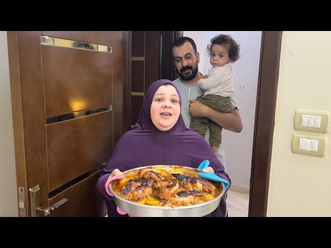 ام جني رجعت من عند الدكتور علي ملي وشي وقلت اعملهم عزومه بمناسبه ان خلاص قربت اولد والايام بتجري👆👆