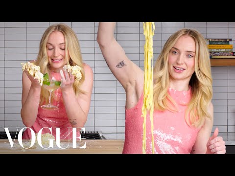 Sophie Turner Makes Butter & Parm Pasta | Now Serving | Vogue