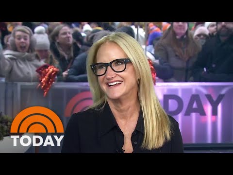 Author Mel Robbins explains the 'Let Them' approach to living