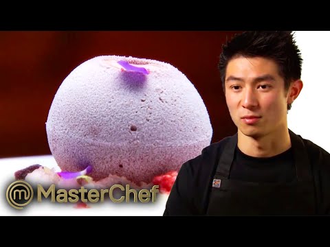 Reynold In Trouble On Pressure Test | MasterChef Australia