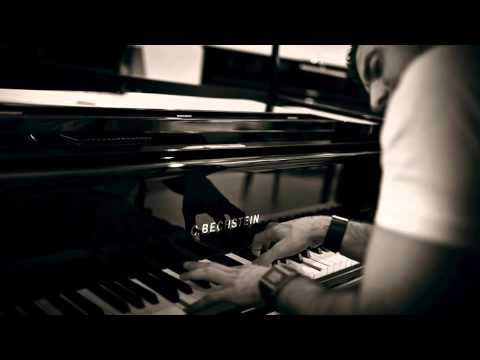 Albert Lamich - Polskie kolędy (piano version)