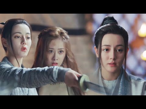 Disguised as a man when saving a beauty---the girl she saves vows to protect "him" to the death