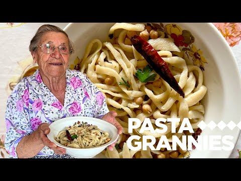 Homemade pasta with Chickpea, garlic & chilli! | Pasta Grannies