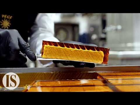 Milan oldest gastronomic shop sells thousands Patè per week during Christmas | Peck 1883