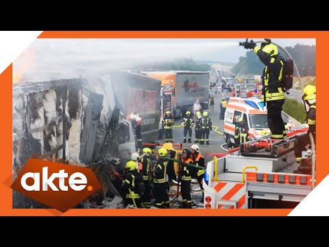 Horror-Crash auf der A9 - gibt es noch Hoffnung für den LKW Fahrer? | Akte | SAT.1