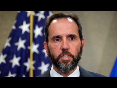 北極霜：FBI2021收集10位議員電話紀錄。龔小夏 袁弓夷