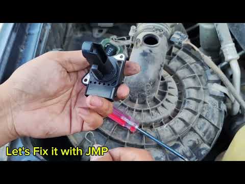 Quick check and repair before travel Maf sensor cleaning and reverse camera repair Toyota Fortuner V