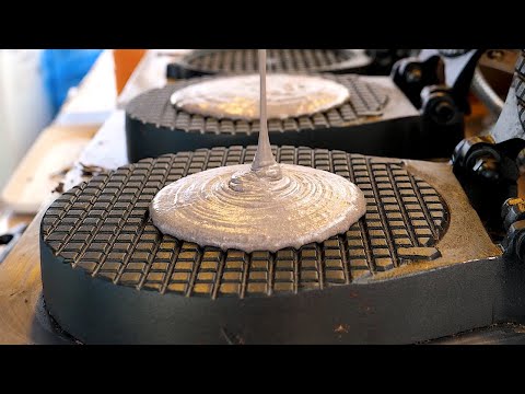 Oreo Waffle, Pizza Waffle, Sausage Waffle and Korean Special Waffles