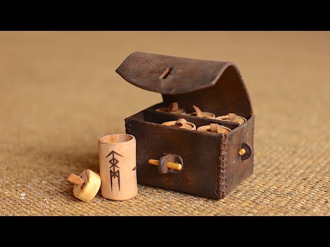 DIY Salt & Pepper Set made of leather