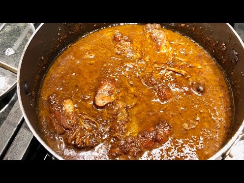 My attempt at Khoresht Fesenjan - delicious Pomegranate and walnut stew with chicken