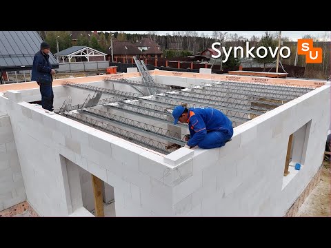 The ceiling is better than PC slabs on the house Sumarokovo Synkovo