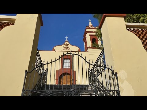 Walking Mazatlan with a Purpose on a Thursday in January