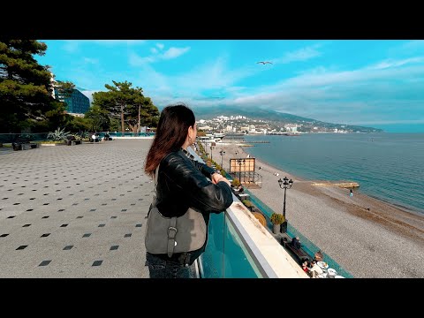 Все приехали в КРЫМ и ОБАЛДЕЛИ. Ялта сегодня. Атмосфера в ноябре. БАЛ ХРИЗАНТЕМ в Крыму 2025