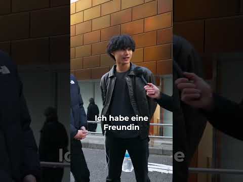 Gruppe von Japanern gefragt: Würdet ihr eine Deutsche daten? #shorts
