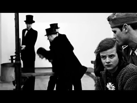 Smoked before Execution of  Hans and Sophie Scholl resisted Nazis had beheaded by guillotine 