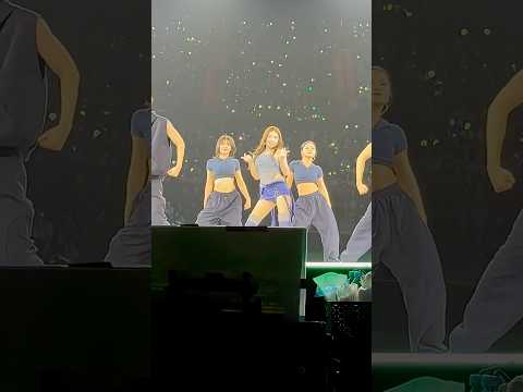 NAYEON Dancing “MEEEEEE” 💖 | TWICE Solo