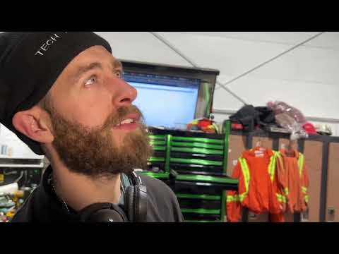 2014 Kia Sorento 3.3L Engine Removal Part 1