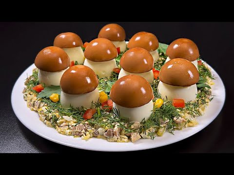 They are so delicious – my guests are shocked!  Stuffed eggs as appetizers for Christmas 🎄