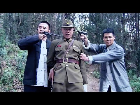 遊擊隊遭日軍埋伏，假意投降，下秒直接挾持大佐，成功逃脫！⚔️ 抗日 Kung Fu #抗日 #電影 #功夫