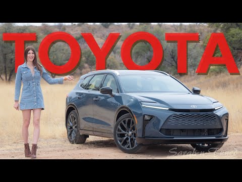 Toyotas New Wagon Is.. // 2025 Crown Signia Review