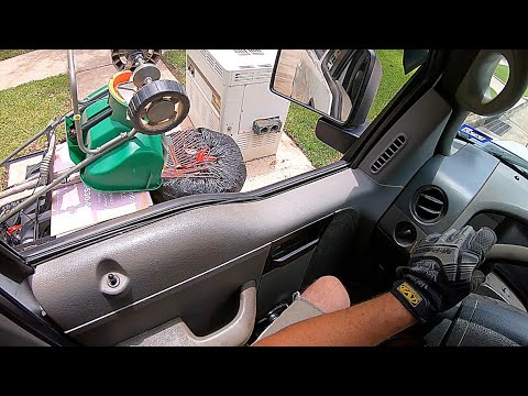 Curbside Scavenging "I Need Your Face!"