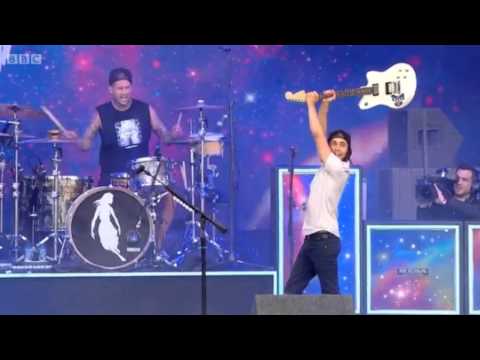 Pierce The Veil Reading Festival 2015