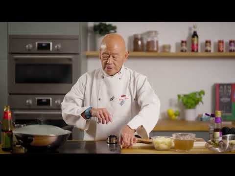 Ken Hom's vegetable stir fry | Ken Hom recipes