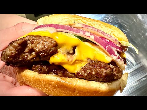 Smash Burger on the Stovetop with a Cast Iron Pan! No Blackstone, No Problem!!
