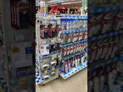 Shopping for TECH in a mall! (Okinawa, Japan 🇯🇵) #tech #shopping #pcgaming