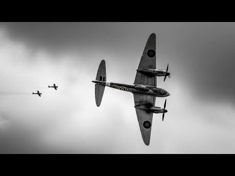 How One RAF Pilot's "Crazy" Dive Technique Made Mosquitos Outrun Fw-190s in Seconds