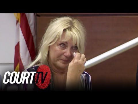 Parkland Teacher Sobs as She Identifies Slain Students