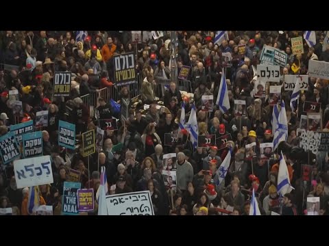 Hamas accuses Israel of ceasefire violations; delays release of hostages