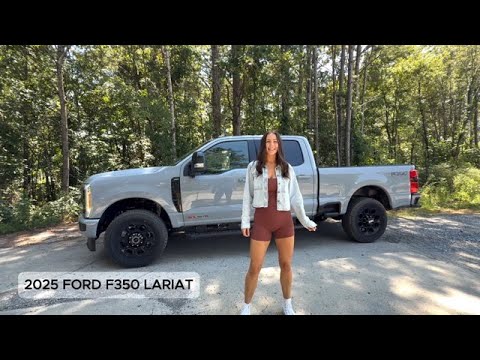 2025 Ford F350 LARIAT- Glacier gray