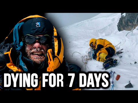 THE STRANGEST DEATH on K2 - Took off his glove and PERISHED