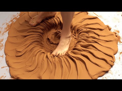 Korean Resin Tables That Elevate Nature into Art (TOP 3)