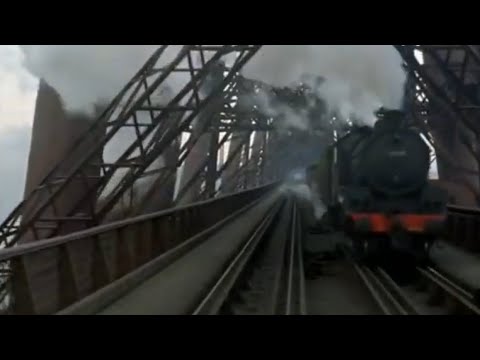 Vintage Transport film - Look at Life - Over and Under - 1960