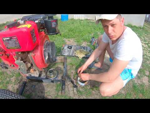 Changing engine oil and why it's so important to change the gearbox oil more frequently on a Chin...