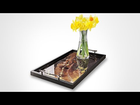 Decorative wooden tray Resin pour DEMO