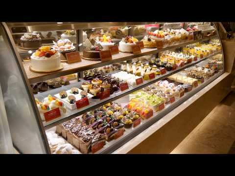 Enjoy the Mesmerizing Process of Pastry Chefs Creating Beautiful, Adorable Cakes!