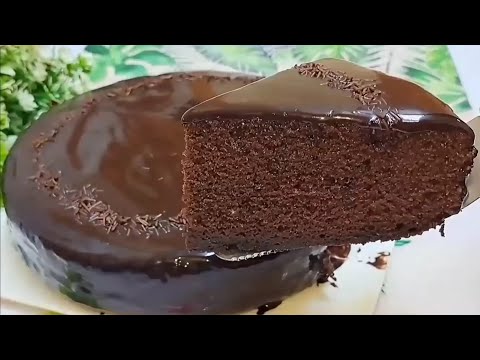 كيكة الشوكولاتة الغارقة بصوص رهيب.. اقتصادية وبأسهل طريقة (قوام قطني!) 🍰🍫