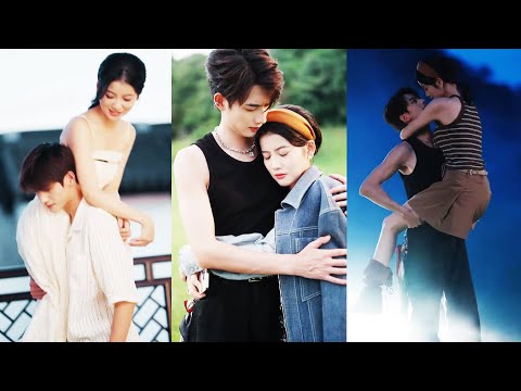 She fled her wedding and accidentally crashed into the mafia boss, who fell for her at once！