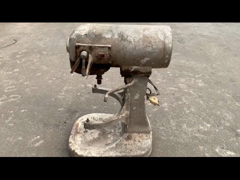 Abandoned KitchenAid Stand Mixer Restoration // Restoration a Broken KitchenAid in the Trash