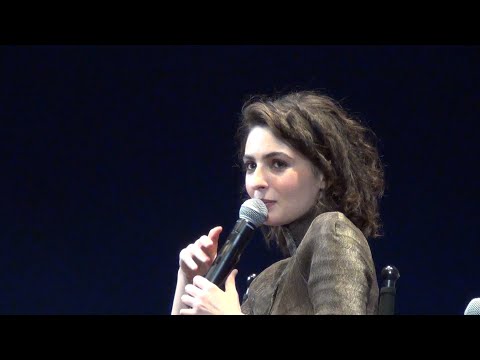 Tecla Insolia talks about her Cecilia from "Primavera" and reveals a behind-the-scenes look at he...