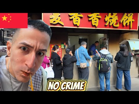 Inside Wuhan, China Survival food during Japan's invasion - Re Gan Mian, Wuhan Goose, Chinese Bread